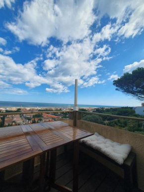 Appartement Panoramic Vue Mer imprenable, calme et cosy à Saint Pierre la Mer